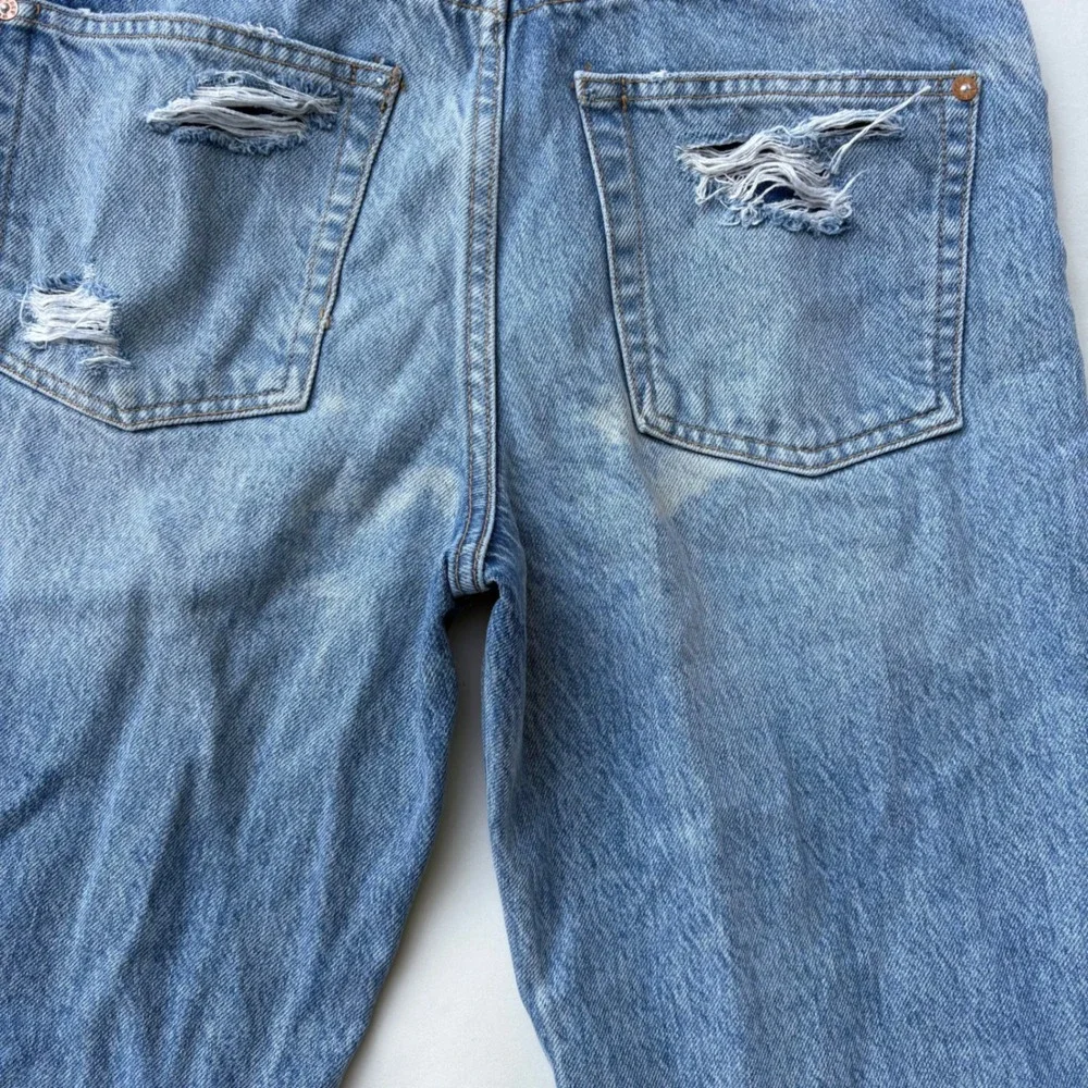 We The Free Free People High Rise Distressed Straight Leg Jeans Blue 26